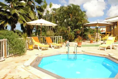 Image de Homerez - Villa élégante à Sainte-Anne avec piscine privée ouverte toute l'année