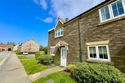 Image de Stunning Coastal Cottage - Sleeping 6 in 3 Bedrooms - Pool and Beach Access Included.