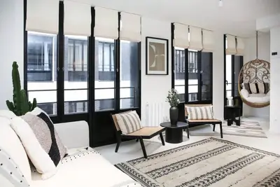 Image de Appartement de caractère aux portes du Marais - 4p