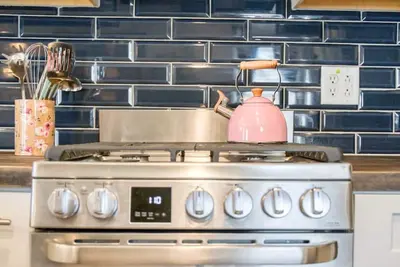 Image de Stylish 2Bdrm Bungalow | Walkable + Well Equipped