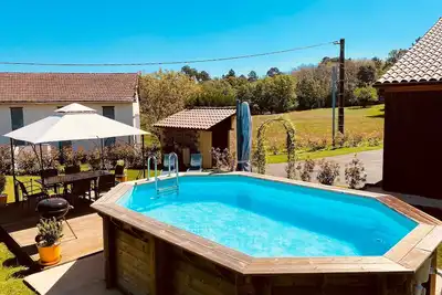 Image de Maison de Vacances Climatisées avec Piscine Privée Chauffée