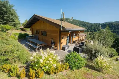 Image de Remarquable chalet de montagne au calme et vue sur tremplin, Chalet du tremplin