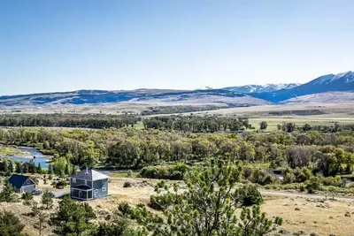 Image de Nordic Farmhouse on the Yellowstone