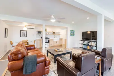 Riverfront Oasis with Mountain Views, close to town