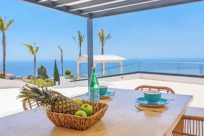 Image de Casa What a Life Sayalonga by Ruralidays