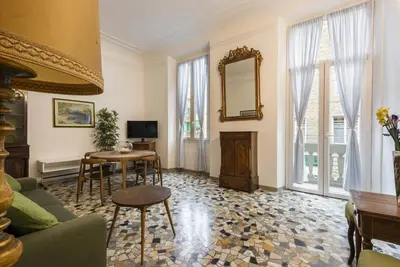 Marimat large apartment with 3 bedrooms and 2 bathrooms by Mmega