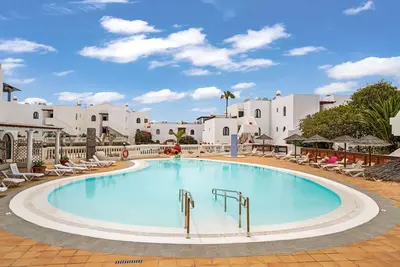 Charmant appartement en duplex, avec vue mer, piscine et Wi-Fi
