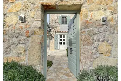 Image de Historic boat house with garden and two terraces