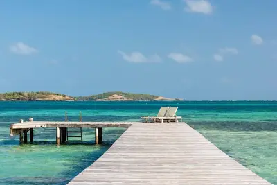 Image de Villa Les Agaves, pieds dans l'eau sur le Lagon