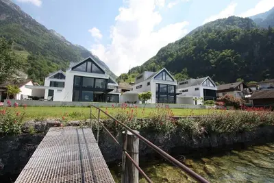 Image de Maison de vacances Sisikon pour 1 - 8 personnes avec 4 chambres à coucher - Maison de vacances indép
