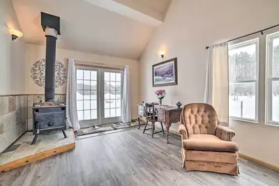 Image de Cozy Cadillac Retreat: Walk to Ski Resort!