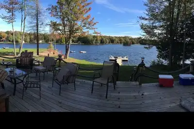 Image de Beautiful Lake House on Private Lake in Salmon River Region!