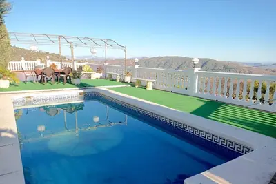 Image de Maison La huerta de Bonela, avec vue montagne, piscine et Wi-Fi