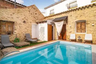 Image de Belle maison à El Colmenar avec WiFi