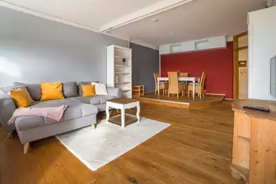 Image de Large bright apartment in the middle of the countryside, family and pet friendly