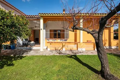 Image de Apartment with garden near the center of San Teodoro