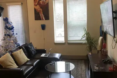 Image de Great Cozy Pad! Located central of dallas!