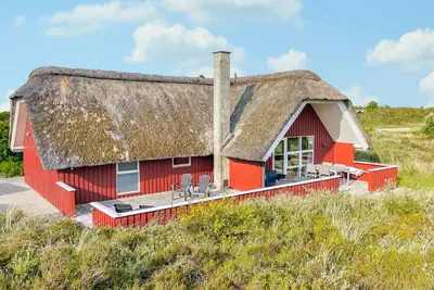 Image de Maison confortable à Blåvand avec WiFi
