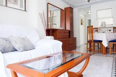 Image de Appartement très bien situé, à 450 mètres de Playa del Cura avec piscine