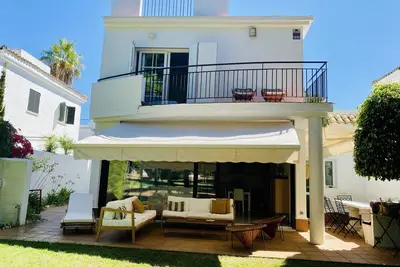 Image de Stylish independent villa in Golf Novo Sancti Petri