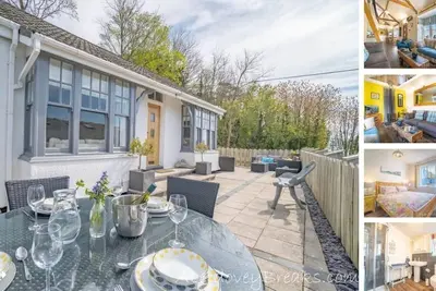 Image de Marvellous 3 Bedroom Cottage just off Aberdovey Village Centrei