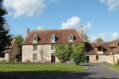 Image de Grande maison de maître à louer en Normandie à deux pas de la Suisse Normande!