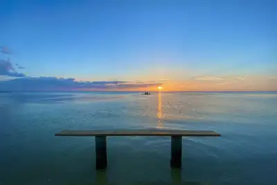 Image de Steps to the beach! Minutes to Weeki Wachee.