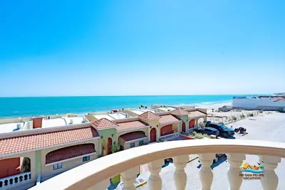Amazing Beach View with WiFi -  Jerry`s condo #5