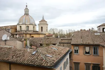 Un appartement dans le centre de Rome, avec vue sur les toits et une terrasse