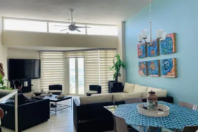 Image de Beautiful two bedroom Beach Paradise Apartment