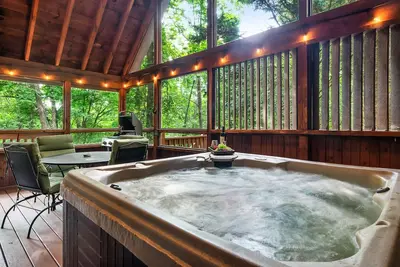 Image de Hot Tub/Close2Downtown/Nearby Fishing Pond