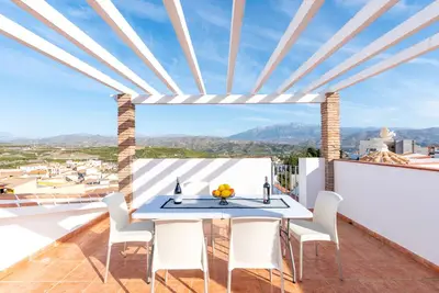 Image de Chalet 'Villa Cañete' avec vue sur la montagne, terrasse, jacuzzi et Wi-Fi