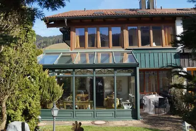 Image de Apartment Konstanzer Bergblick with winter garden