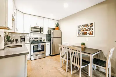 Relaxing Desert Botanical 2 Bedroom In Biltmore