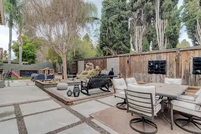 Image de Cozy & Quiet Home w/ backyard oasis perfect for California Dreaming near Irvine