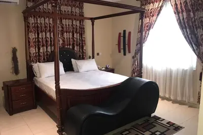 Image de Luxury 2 bedroom apartment near Airport