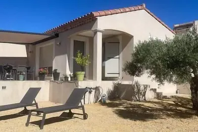 Image de Villa Individuelle Sur Aramon 6 Personnes