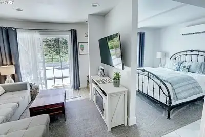 Image de Silver Falls Luxury Studio-1/2 mi from Silver Falls