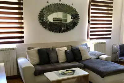 Apartment Sweet dreams near the Zoo-Maksimir park and Dinamo stadium