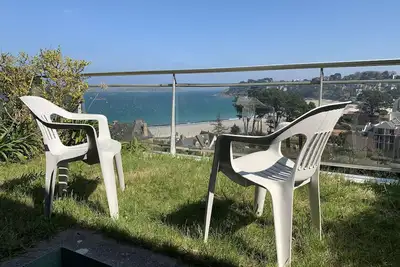 Appartement avec terrasse Vue Mer plage de Trestraou à Perros-Guirec