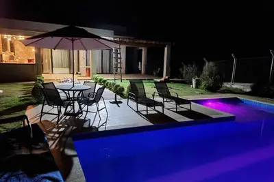 Image de Modern country house, several leisure options