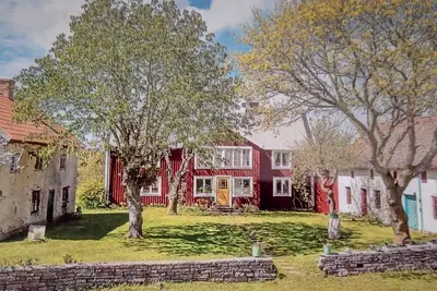 Image de Charming house on a parceled off farm - 5 minutes to beach, restaurants and shops