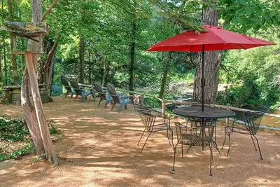 Image de Warm + Peaceful Home w/ Fire Pit on Haw River