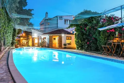 Image de Homerez - Villa spacieuse à Rogoznica avec piscine privée