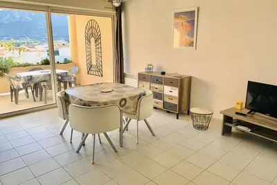 Image de Appartement 2 pièces à Calvi, proche plage, parking inclus