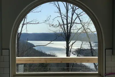Image de Beautiful Views! New chalet (cabin) in Ozark Mountains on Beaver Lake!