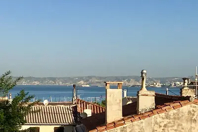 Image de Superbe Appartement  Standing Vue mer 5 mn à pied de la plage de la Pointe Rouge