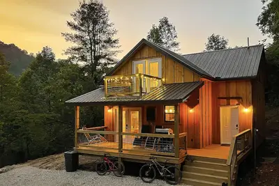 Image de Newly-built See Rocks Vista Cabin