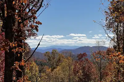 Image de 🪵 Murphy Cabin 🏔 Mountain View // 2Bed-2Bath // 6 guests // 10mins to town