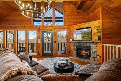Image de Cozy Romantic Mountain Getaway Cabin for Couples